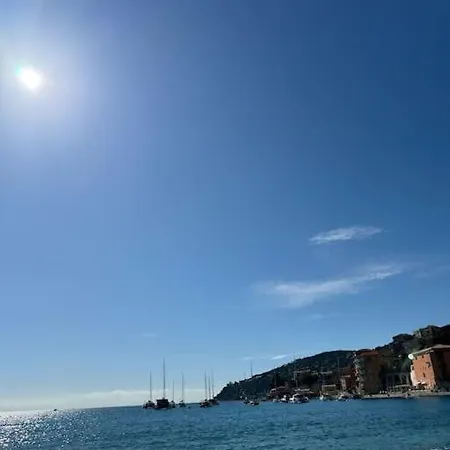 Studio Avec Grande Terrasse - Vue Sur Cote D'azur Appartement *